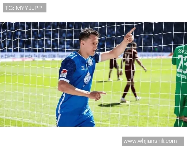 德甲焦点战科隆主场迎战柏林赫塔双方争夺三分激战一触即发 德甲焦点战科隆主场迎战柏林赫塔双方争夺三分激战一触即发